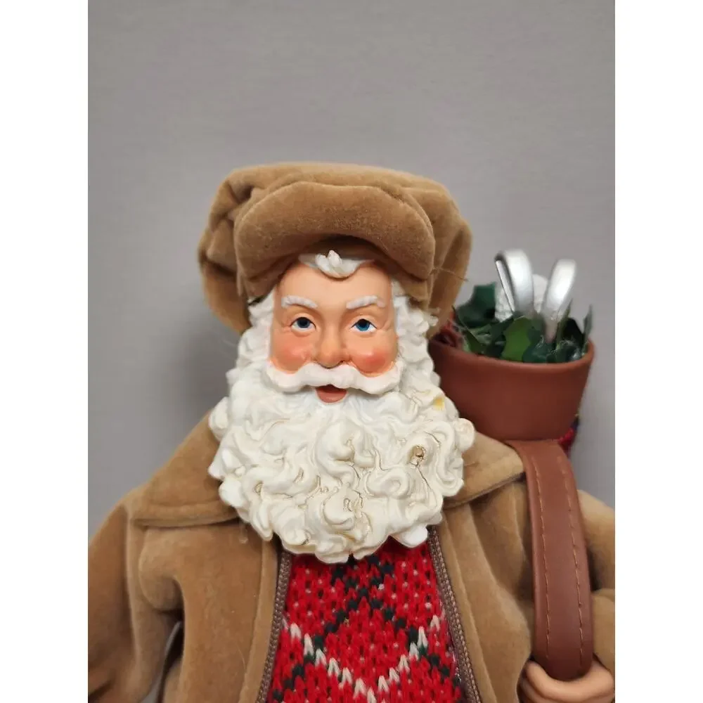 Ashland Collectible 10" Golfer Santa Figure Christmas Collectible - Picture 2 of 6